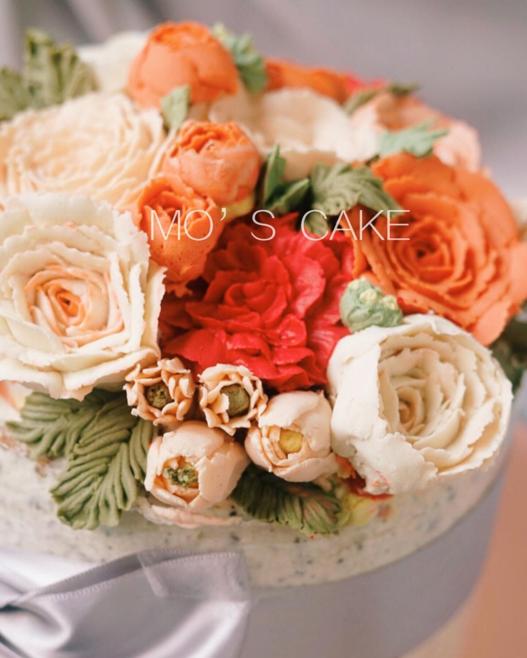 MO'S CAKE