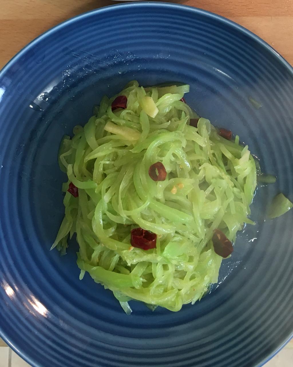 清炒莴笋丝