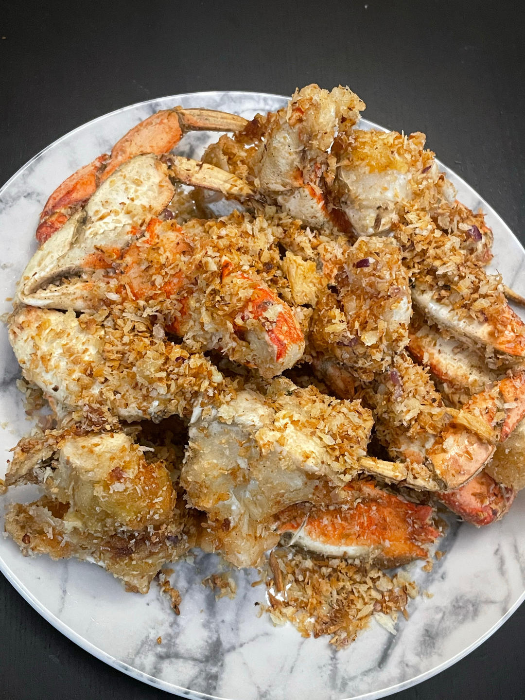 酥香吮指港式美味 ｜ 避风塘炒蟹