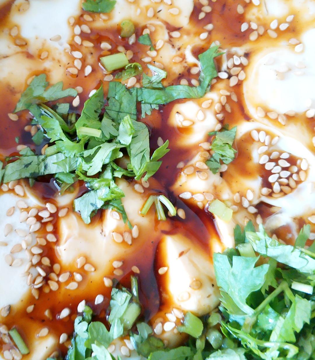 豆腐抱鸡蛋