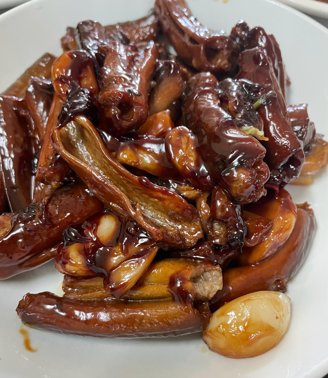 小美菜谱：蒜焖黄鳝的做法