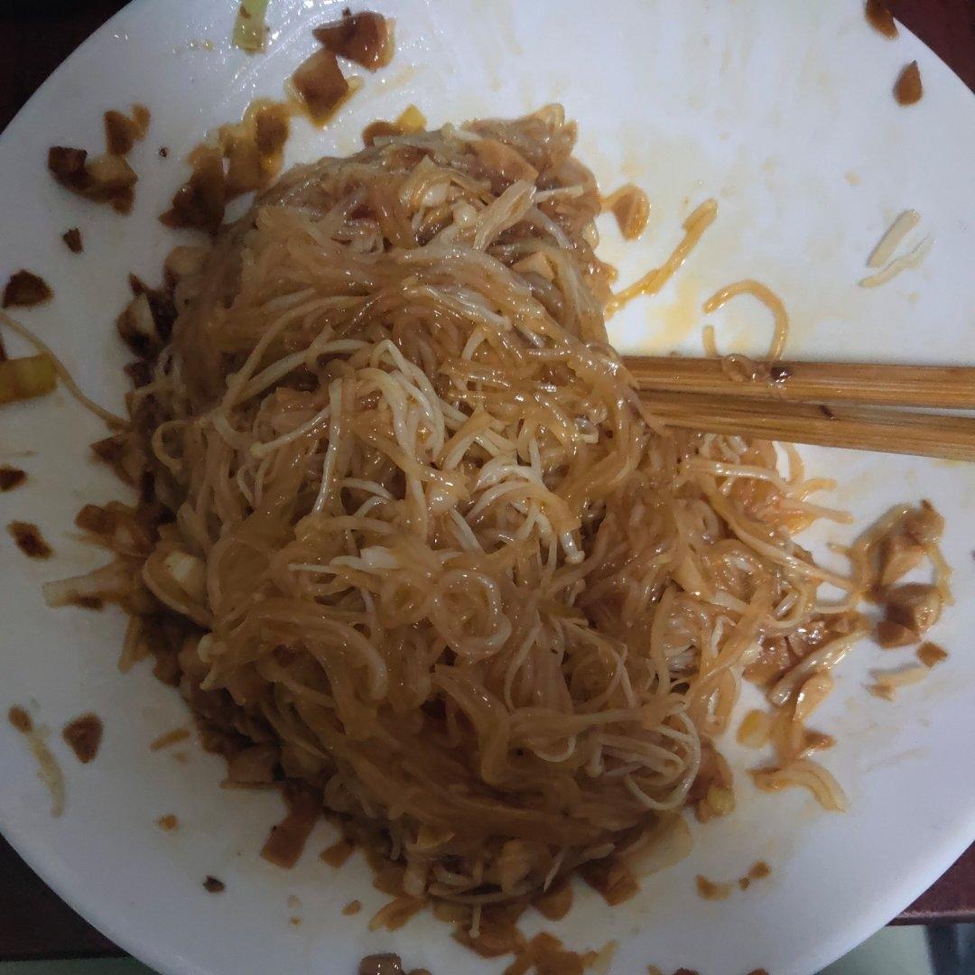 超级下饭的蒜蓉金针菇！好吃到爆