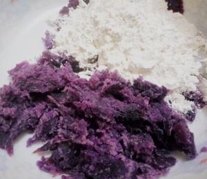 紫薯饼（豆沙馅儿）的做法 步骤2