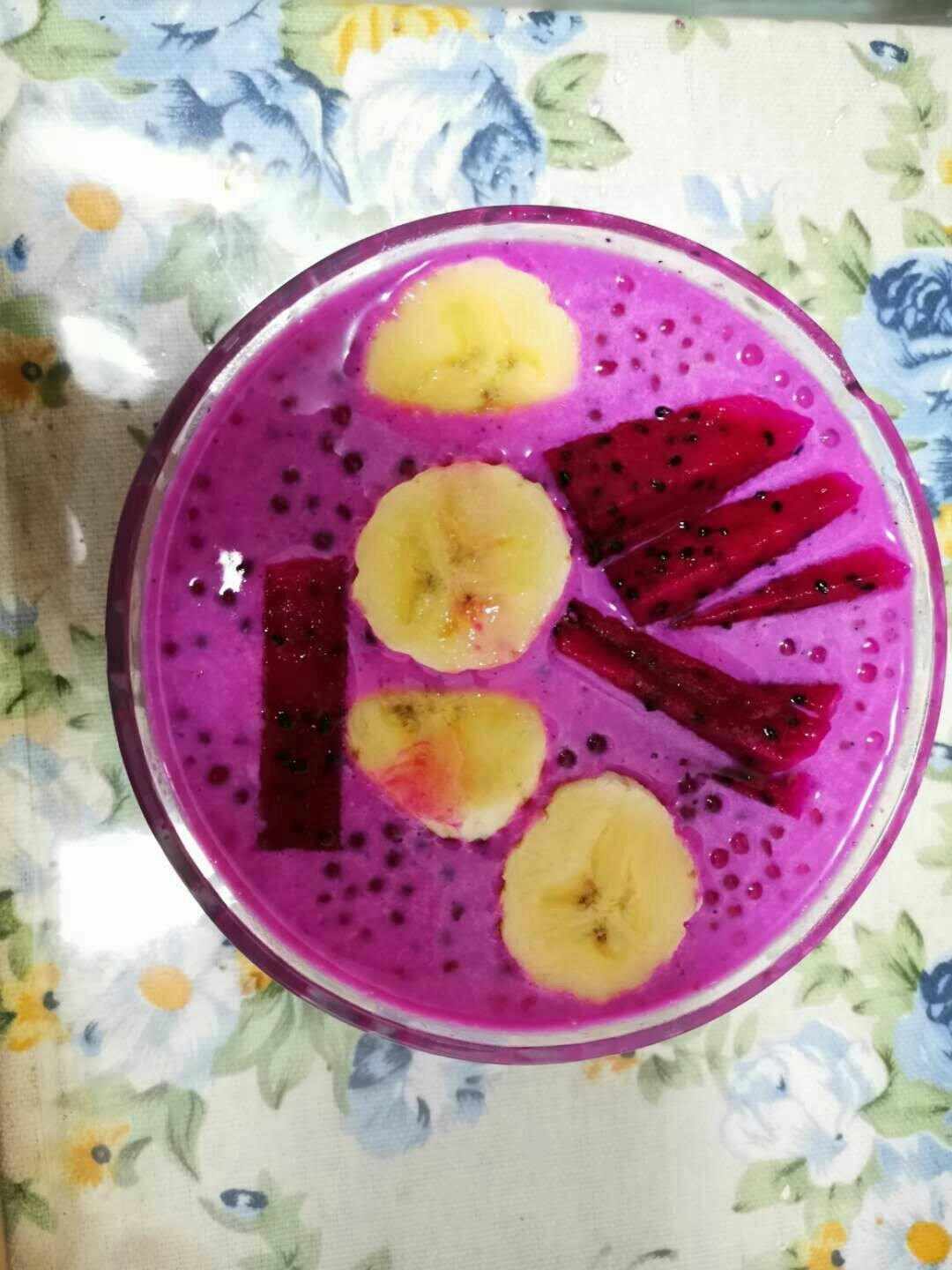 颜值爆表的火龙果西米露