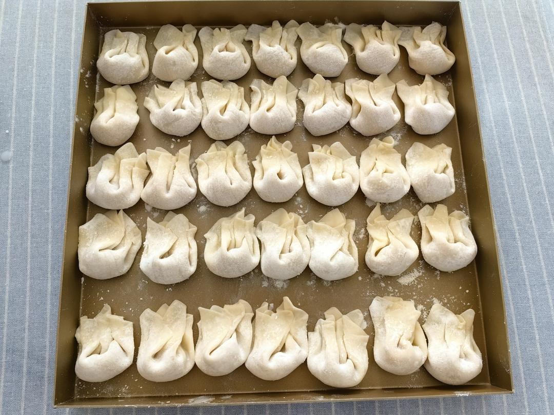 金鱼海参馄饨