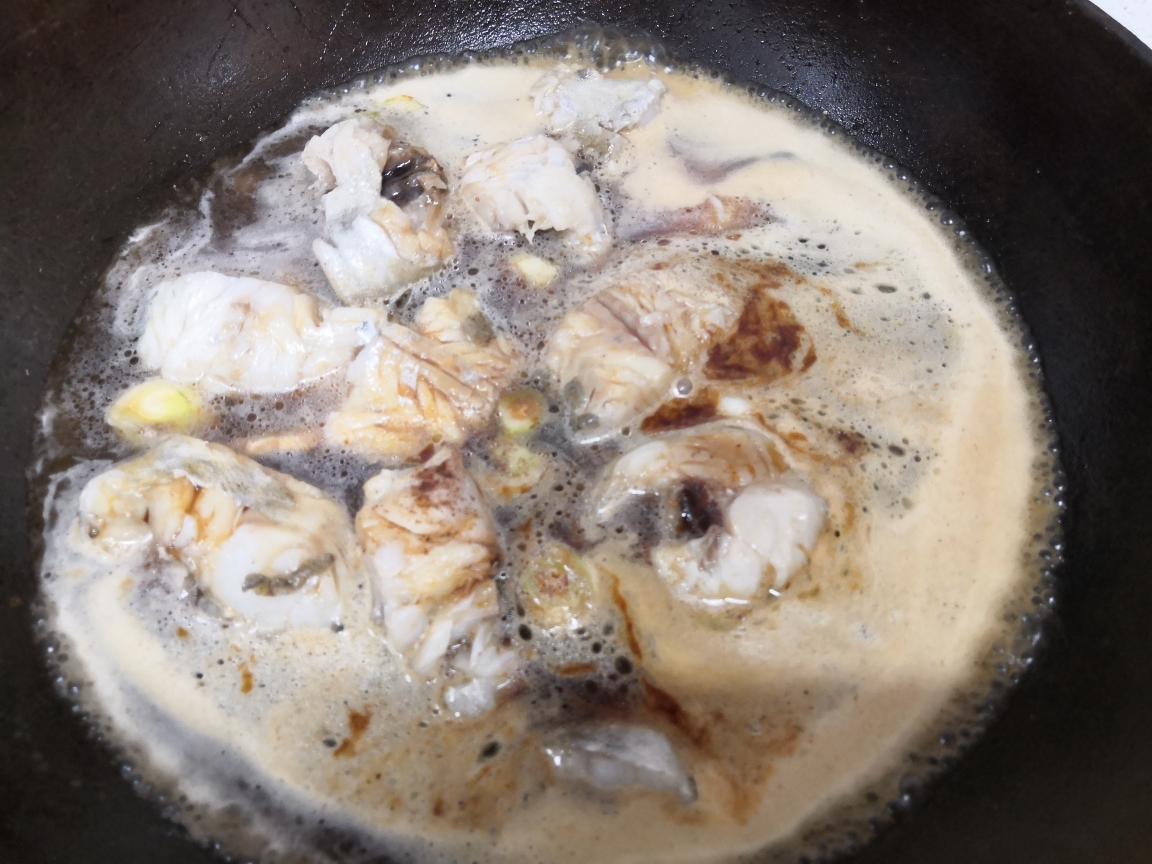 超下饭的鳕鱼炖豆腐的做法 步骤5