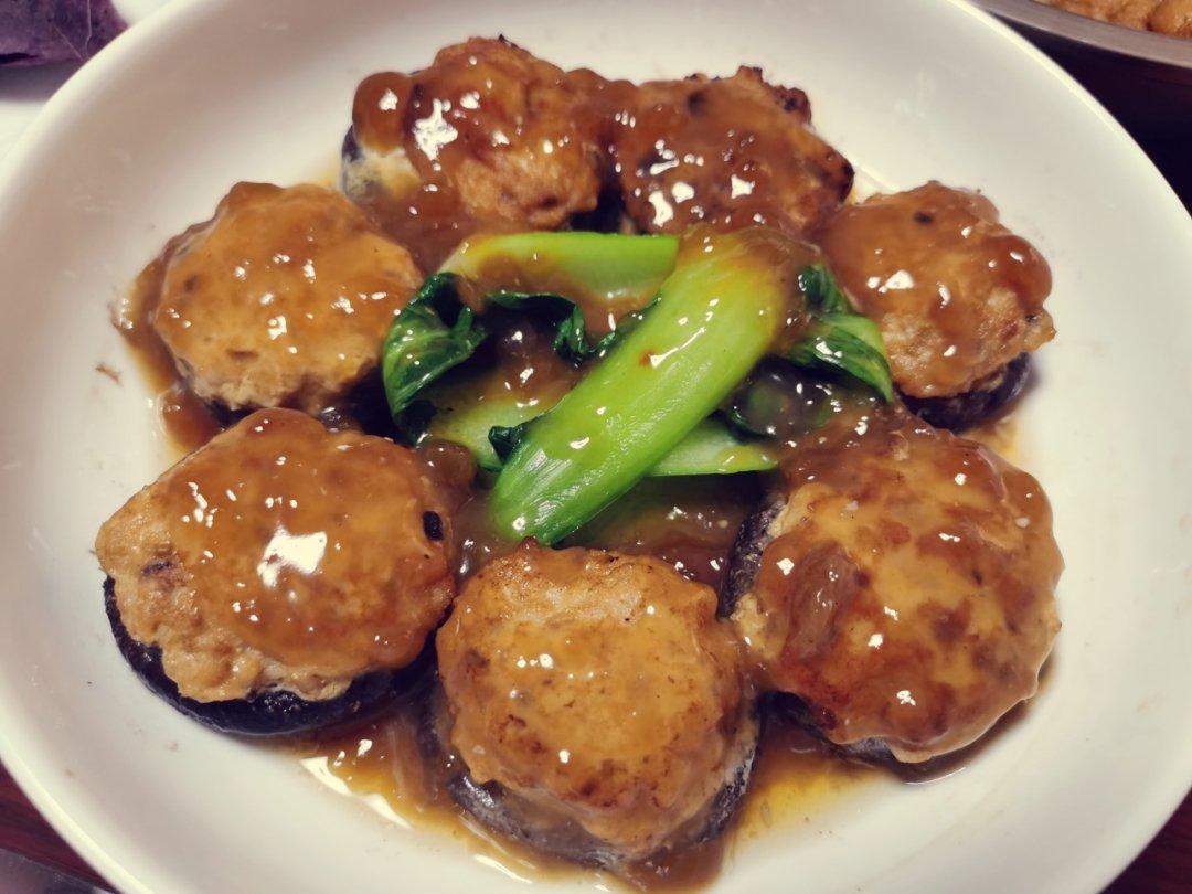 美味的肉酿香菇～～孩子爱吃的下饭菜