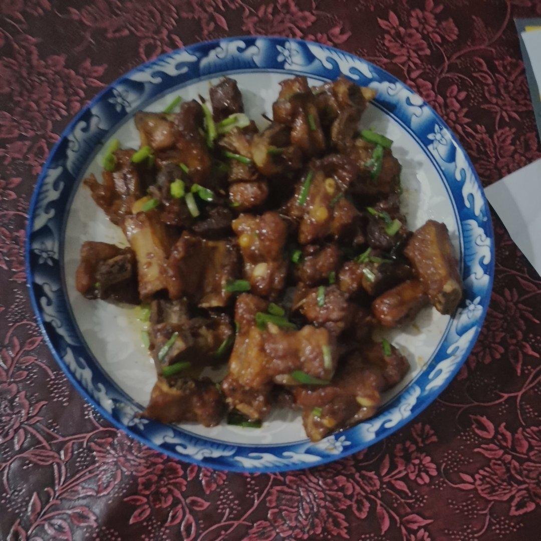 红烧排骨