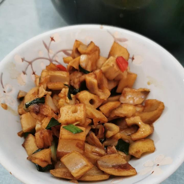 辣子鸡丁