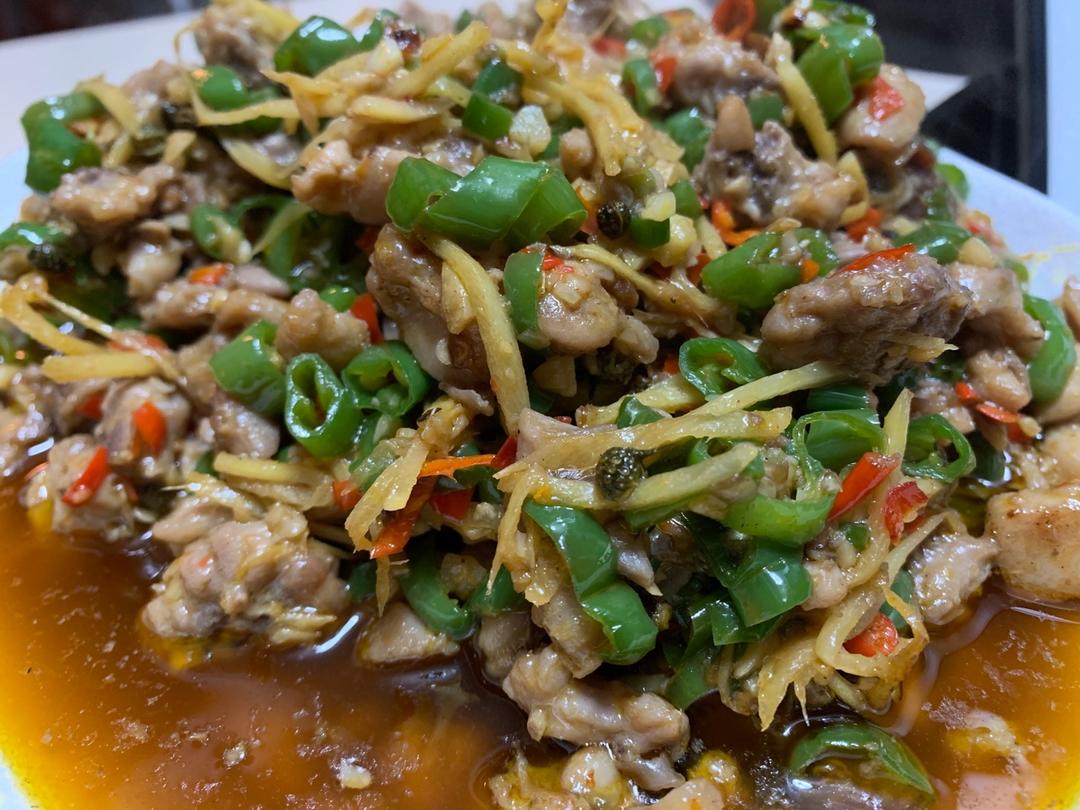 厨师长教你：自贡名菜“鲜锅兔”的家常做法，味道很赞先收藏起来