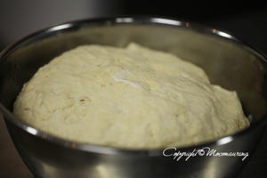 深夜面包-炼乳纯奶mini吐司的做法 步骤1