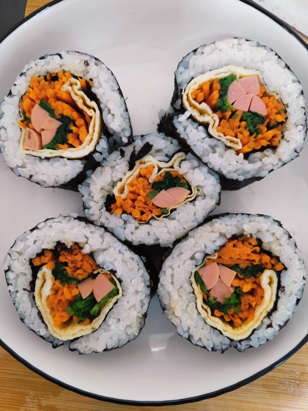 高颜值的紫菜包饭