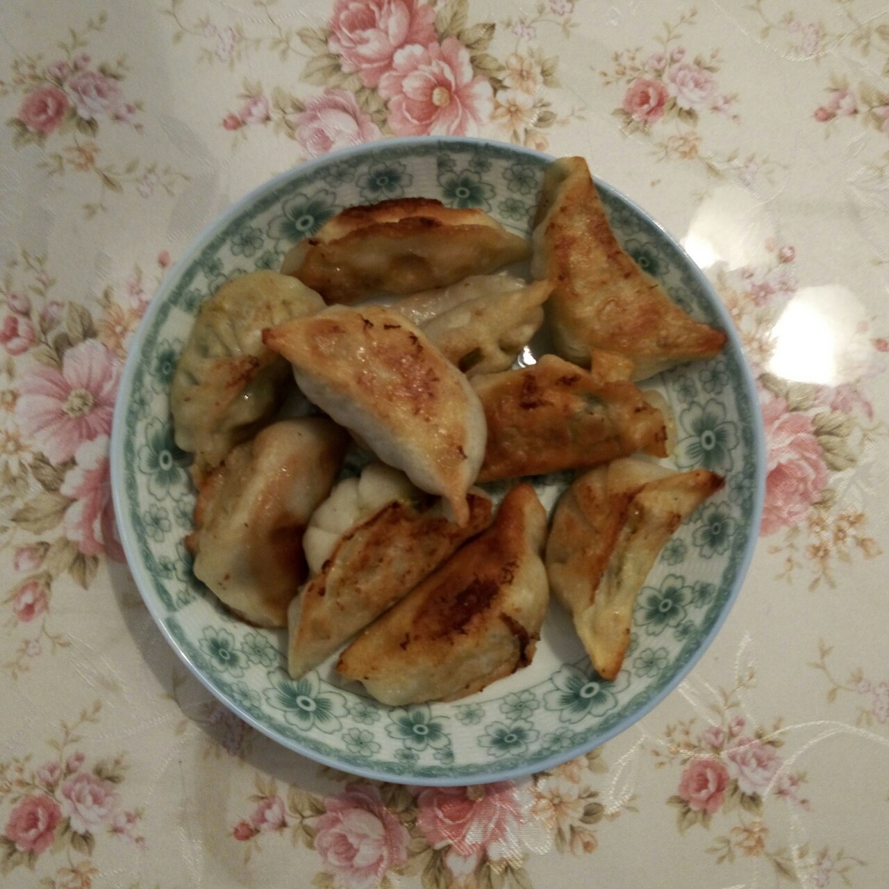 懒人版-电饭煲煎饺