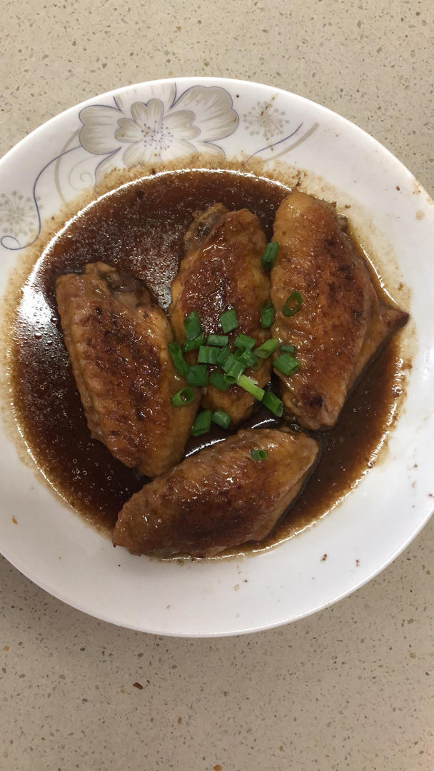 厨师长教你：“可乐鸡翅”的家常做法，味道鲜嫩可口，先收藏起来