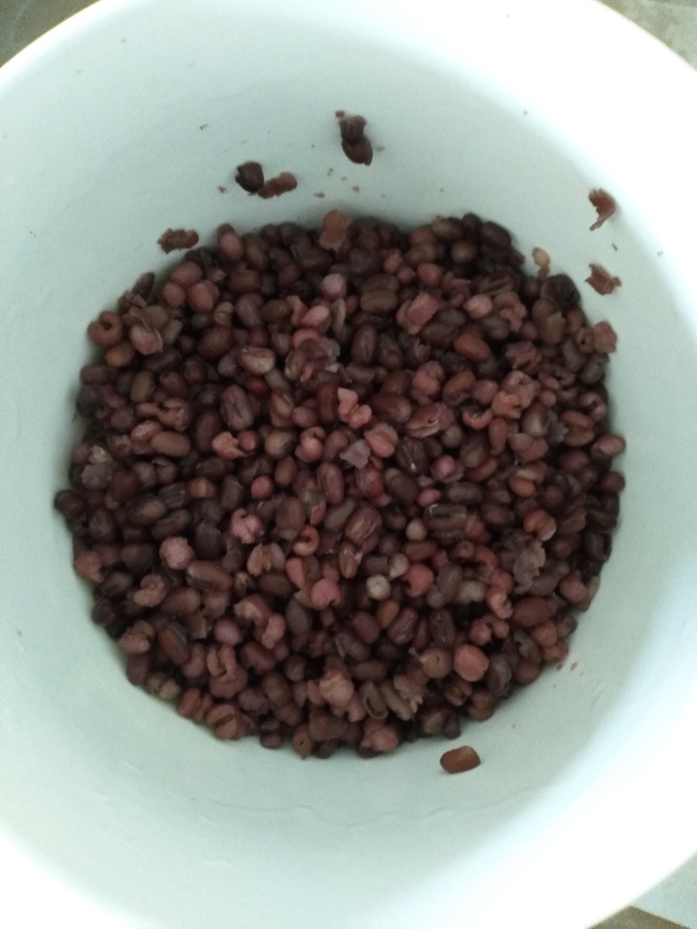 红豆薏米水剩下的做红豆薏米豌豆甜品的做法