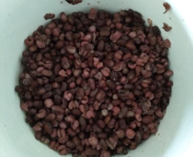 红豆薏米水剩下的做红豆薏米豌豆甜品的做法
