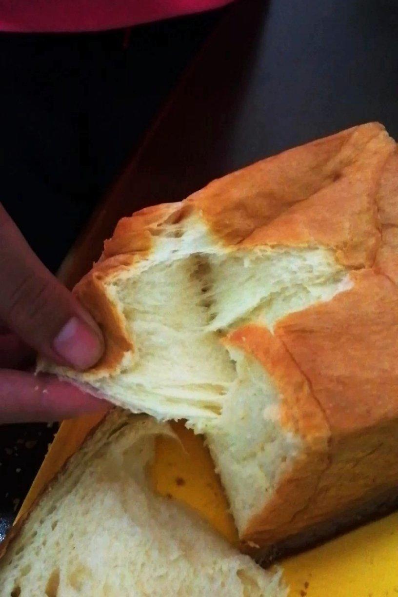 吐司，奶香手撕面包，超级香浓