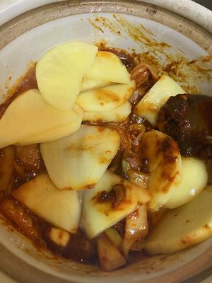 厨房小白也可以做的韩式大骨头汤🦴的做法 步骤4