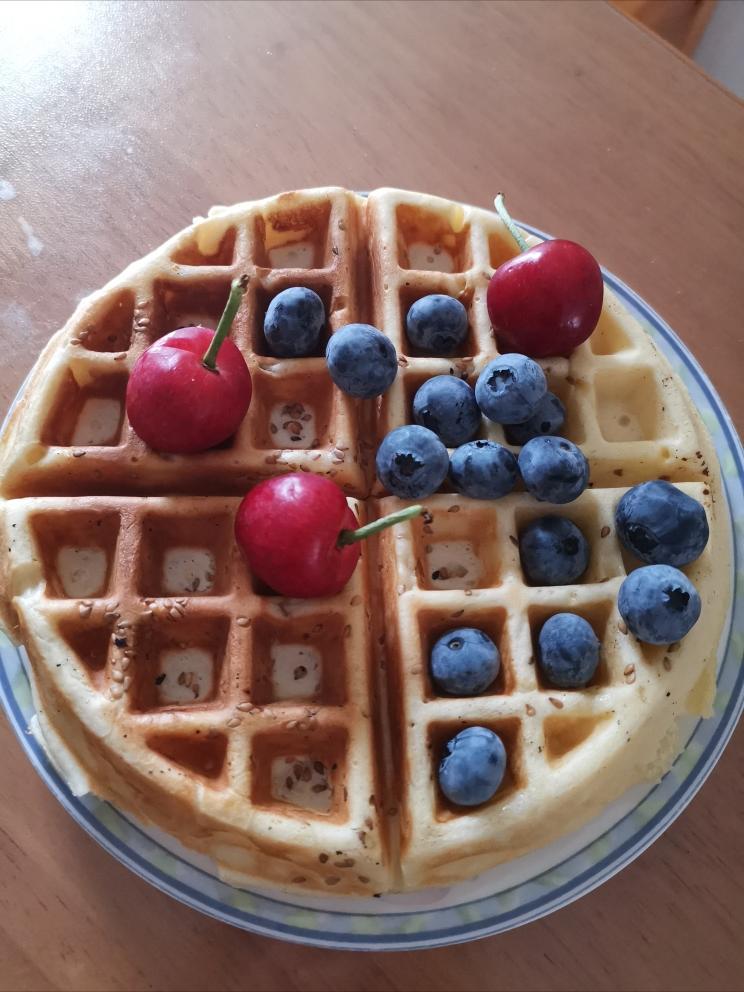 酵母华夫饼（2个鸡蛋）的做法