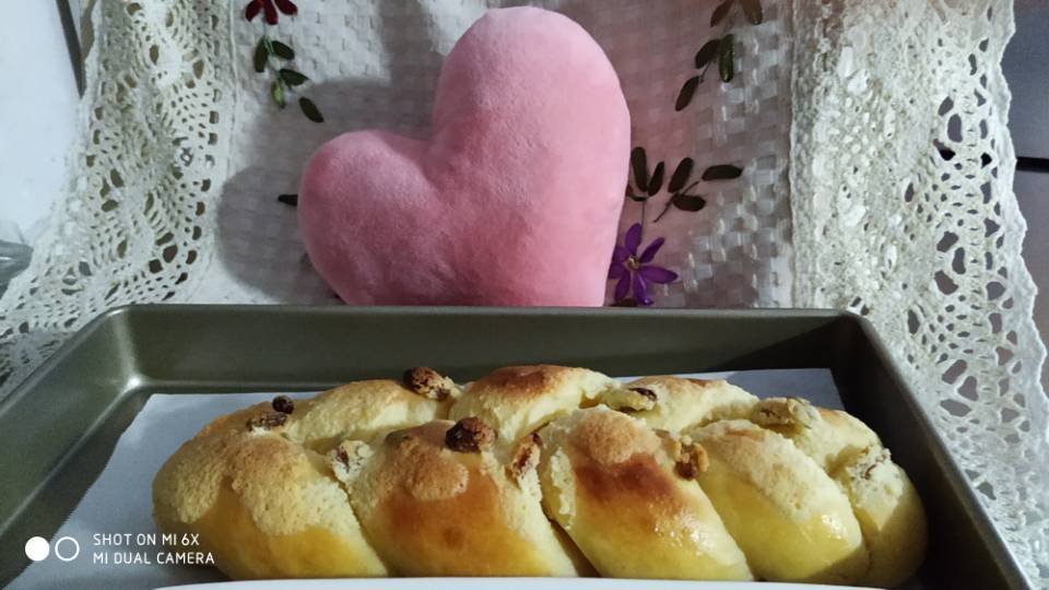 风情麻花辫【辫子面包】