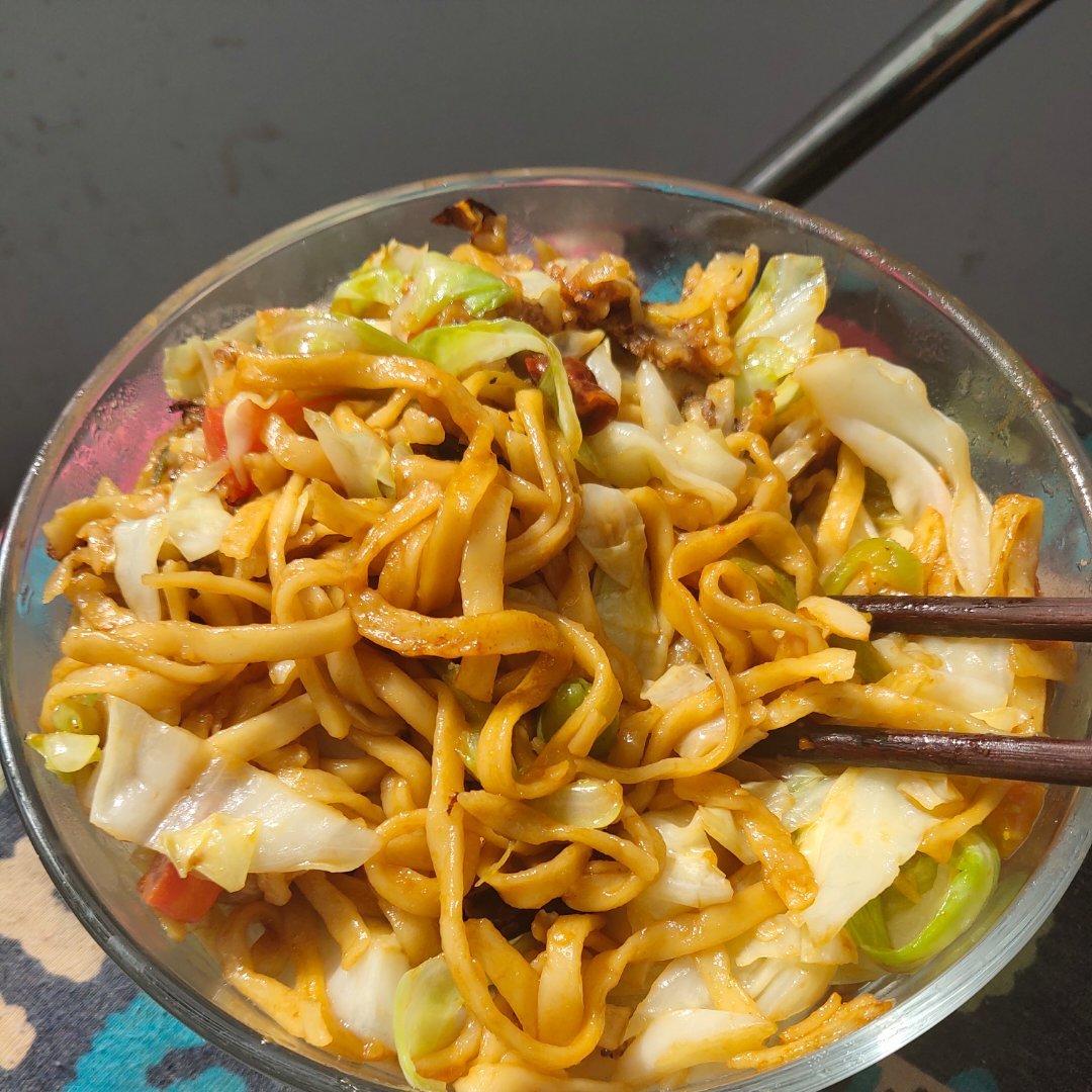 🍜最简单最好吃的家常炒面