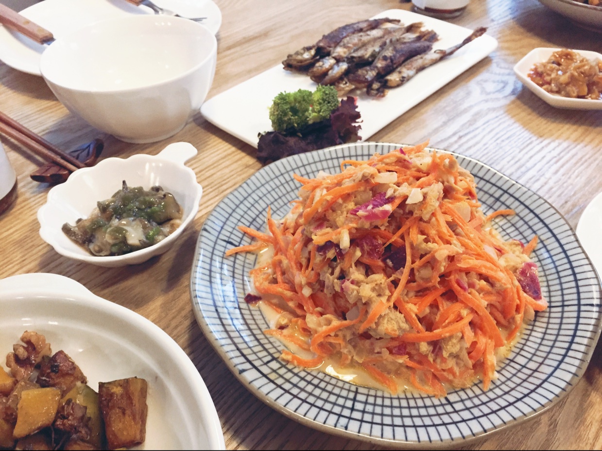 胡萝卜金枪鱼沙拉（栗原晴美）