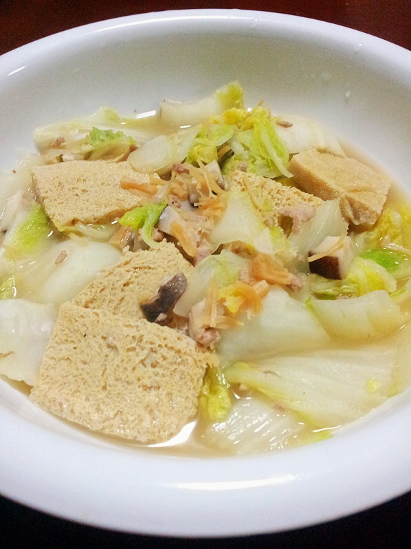 白菜炖冻豆腐图片