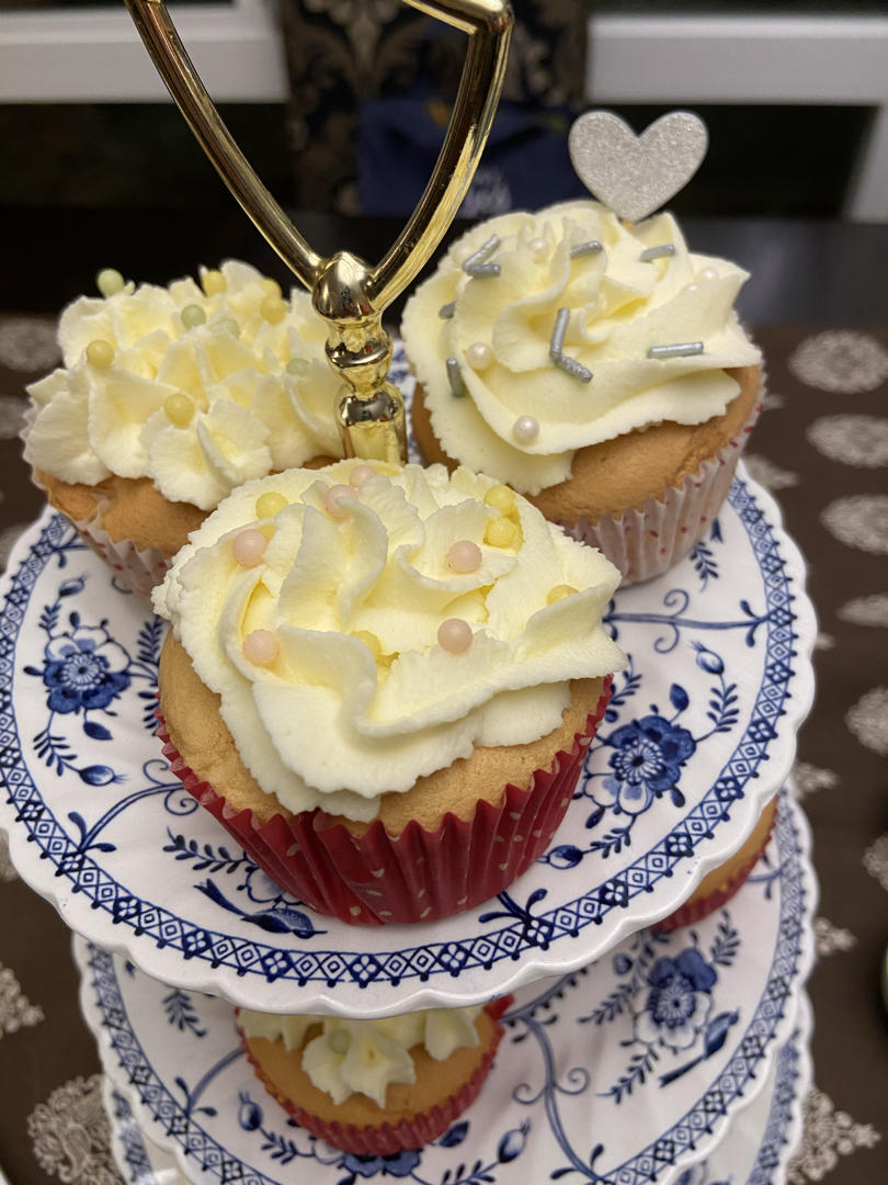 芝士香提奶油纸杯蛋糕 cup cake烘焙甜品 麦mai烘焙工作室