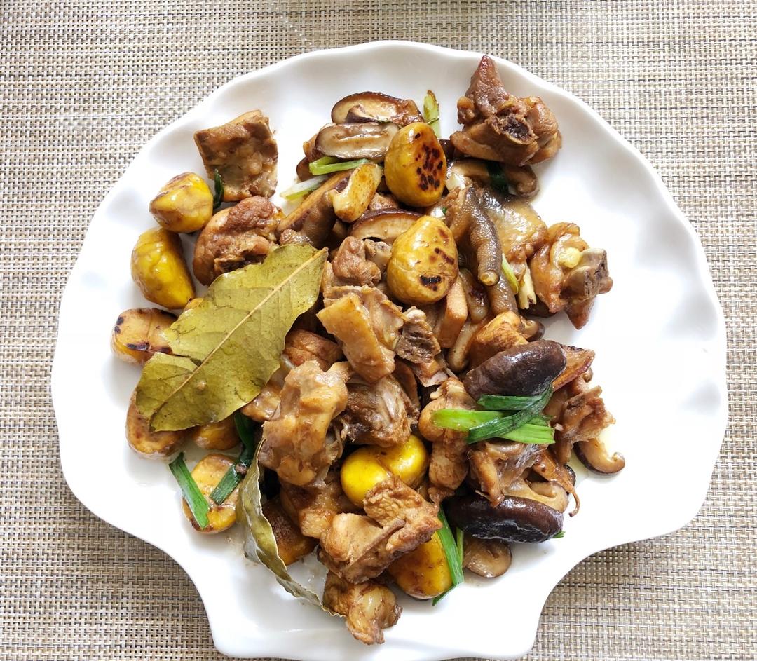 【栗子烧鸡】鸡肉都给你吃，栗子归我~