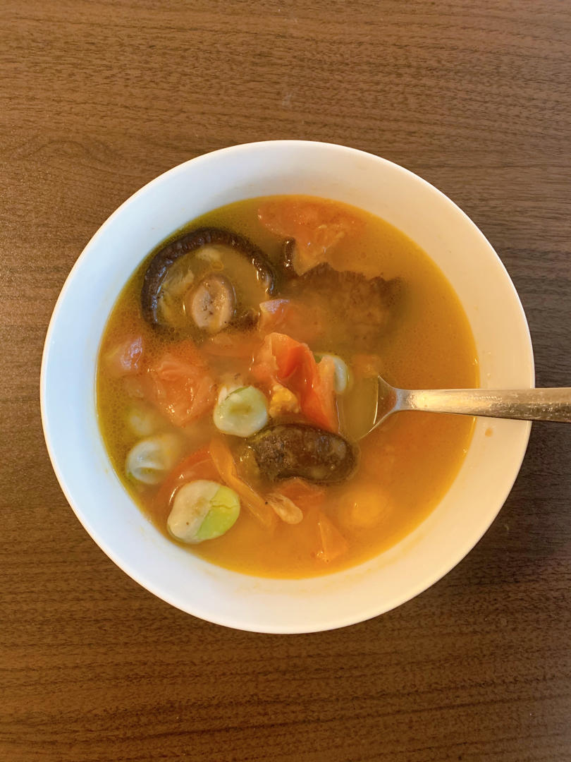 番茄蚕豆汤
