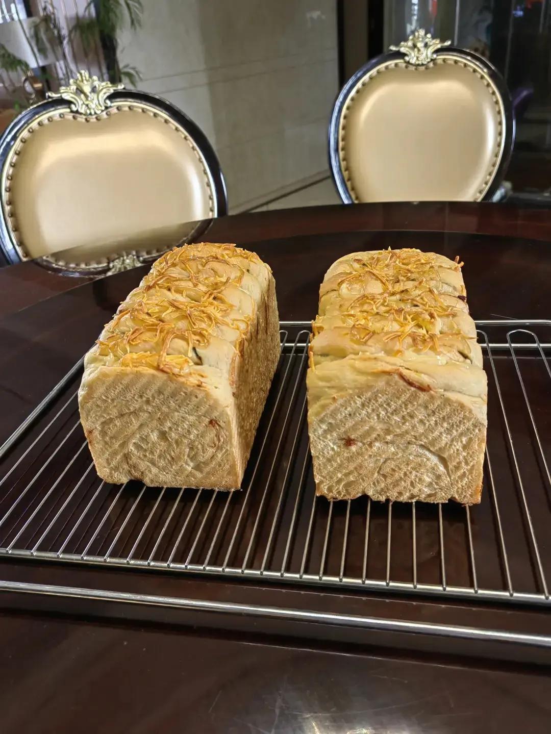 肉松吐司【超多料香爆马苏里拉】