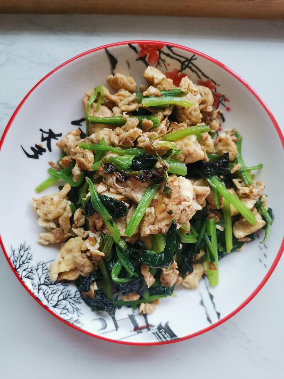 菠菜炒鸡蛋