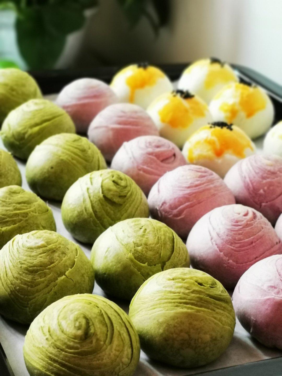 蛋黄酥~紫薯、抹茶、原味~花好月圆，中秋快乐~内附一次做六色蛋黄酥方法~