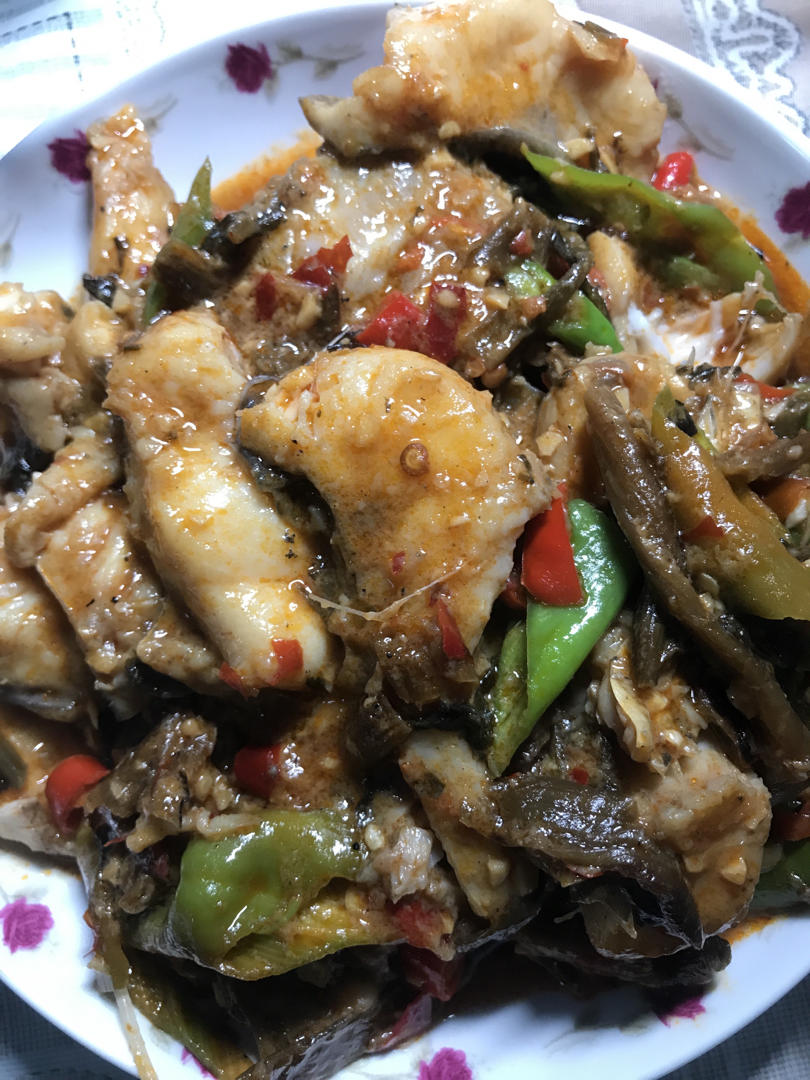 厨师长教你：“椒香花鲢”的家常做法，肉质细嫩、椒香鲜辣！