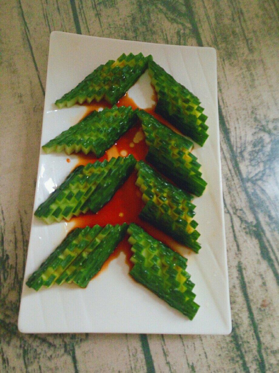 周周的素食厨房做的花刀黄瓜