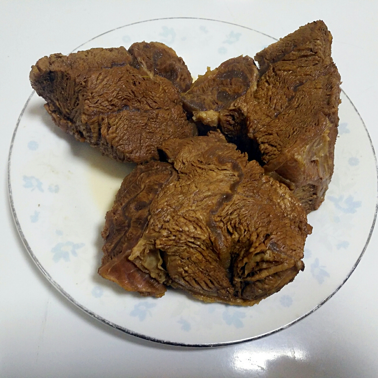 砂锅酱牛肉的做法