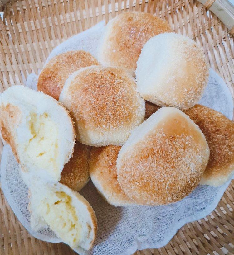 椰蓉奶酥小餐包
