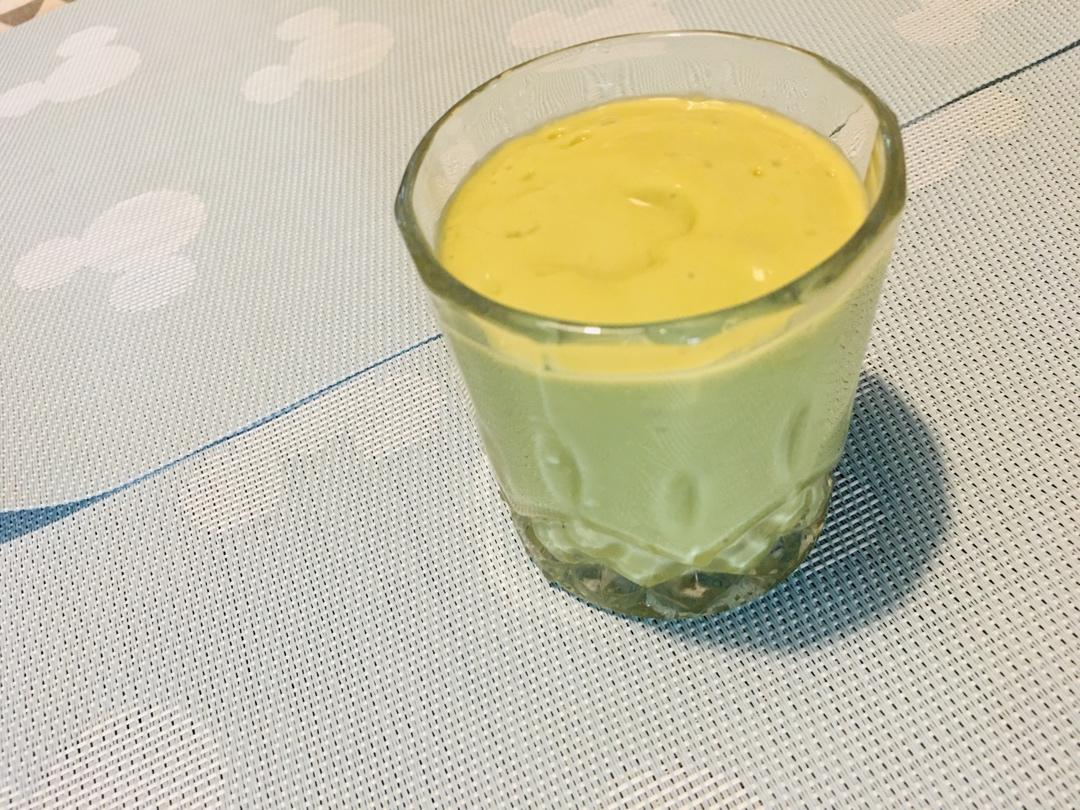 牛油果奶昔