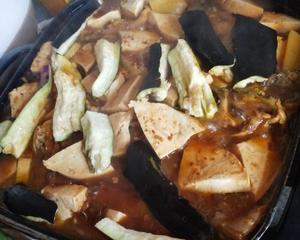〈铁锅炖鱼〉，家庭版。欣小厨 😉的做法 步骤11