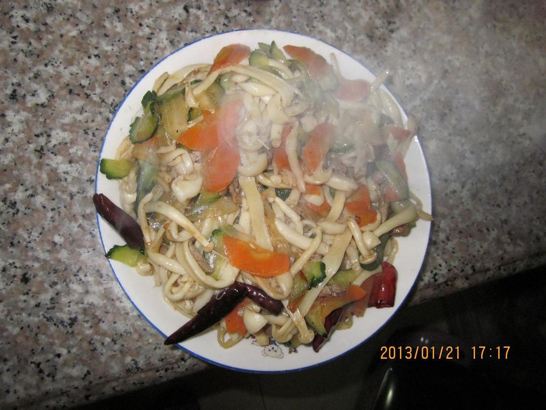 五彩海鲜菇的做法