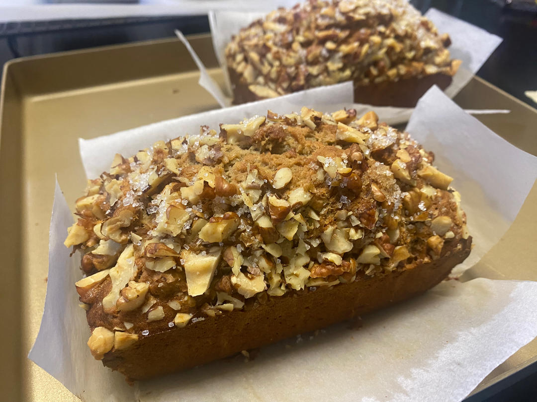 香蕉核桃磅蛋糕 Banana & Walnut Pound Cake