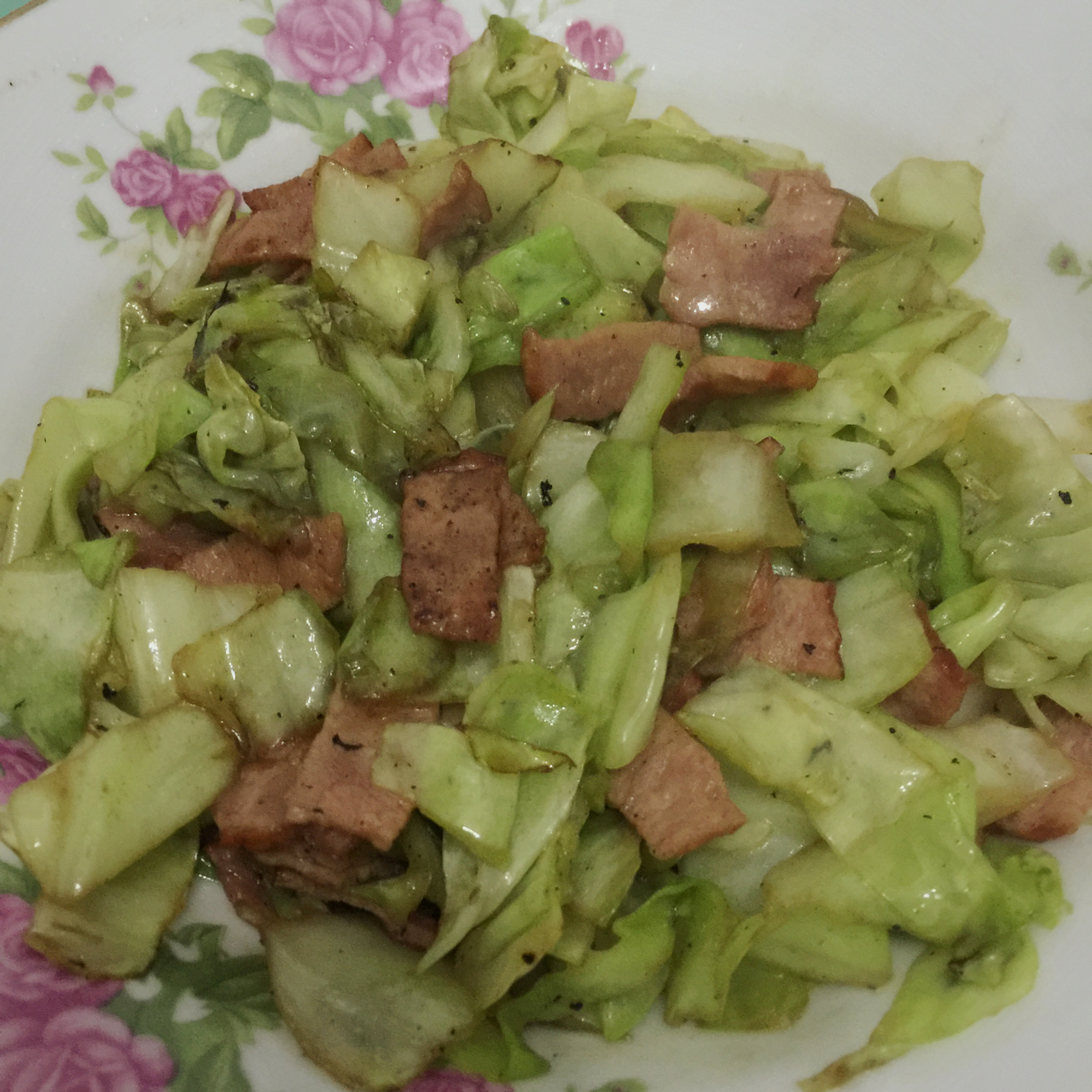 培根卷心菜