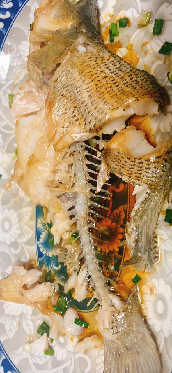 清蒸鲈鱼