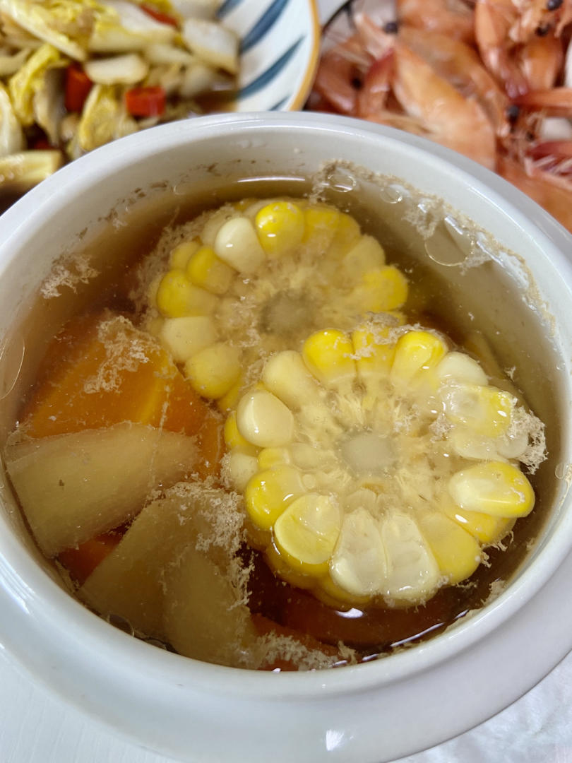 零失误胡萝卜玉米🌽排骨汤