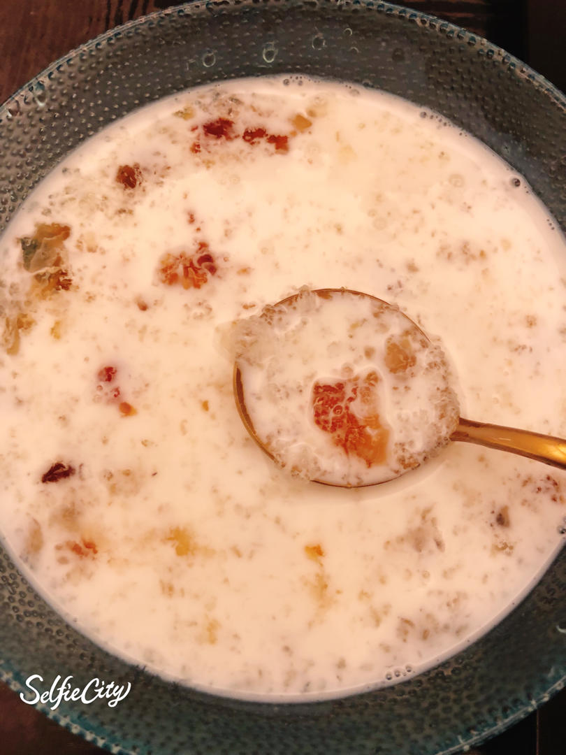 桃胶皂角米雪燕美颜羹