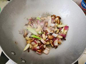 干香洋葱回锅肉的做法 步骤4