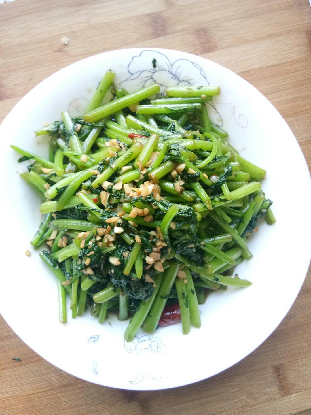 lmxft做的清炒茼蒿