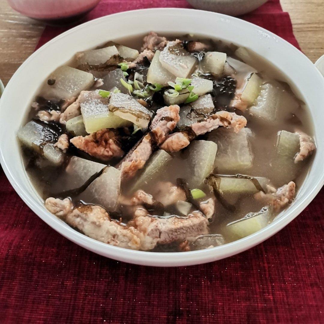 厨师长教你：“冬瓜酥肉汤”的创新做法，肉质酥软，汤鲜味美！
