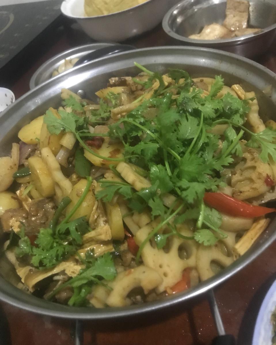 干锅排骨