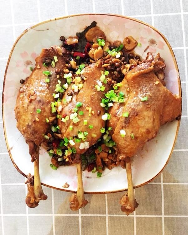 超简单卤鸭腿